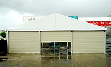 Porta enrolável para tenda 1