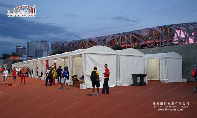 tenda de festa em forma de cúpula