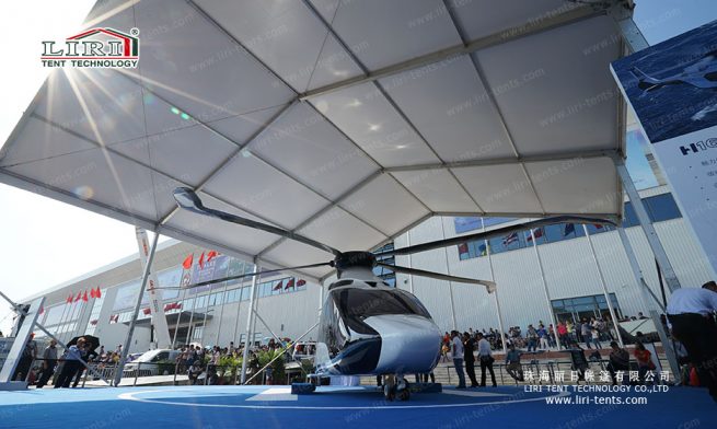 tenda para hangar de helicópteros