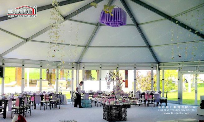 tenda octogonal para o refeitório
