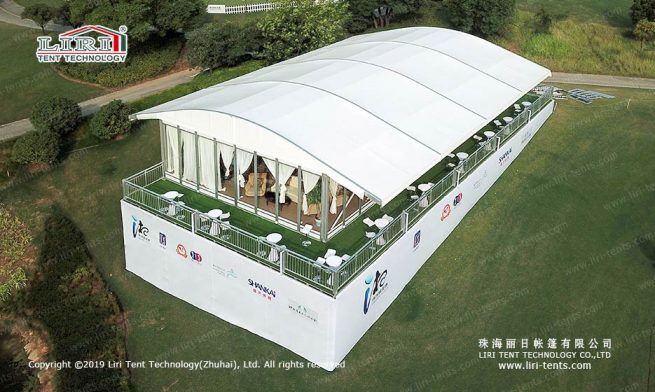 tenda com cobertura em arco 3