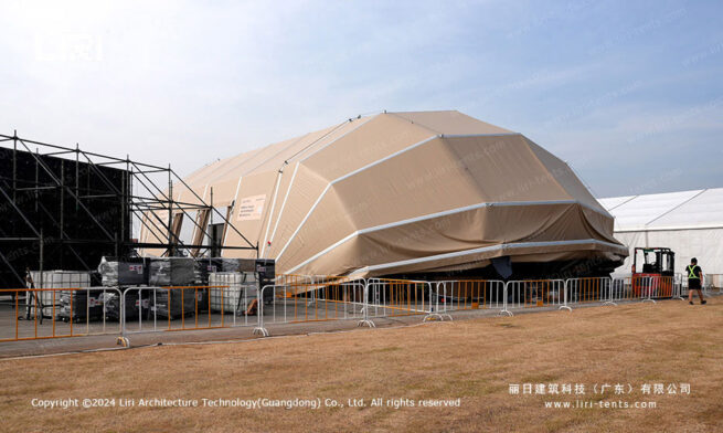 Tenda militar tipo hangar com cobertura em concha (5)