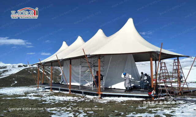 Tenda do Hotel Double Peak