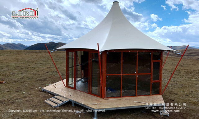 imagens de tendas de safari de glamping