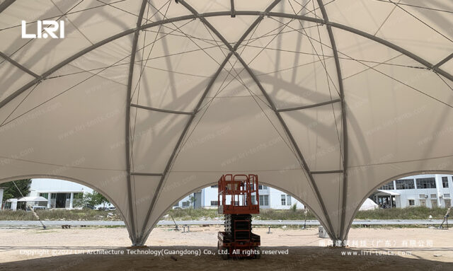 Alugue uma tenda em forma de cúpula Crossover