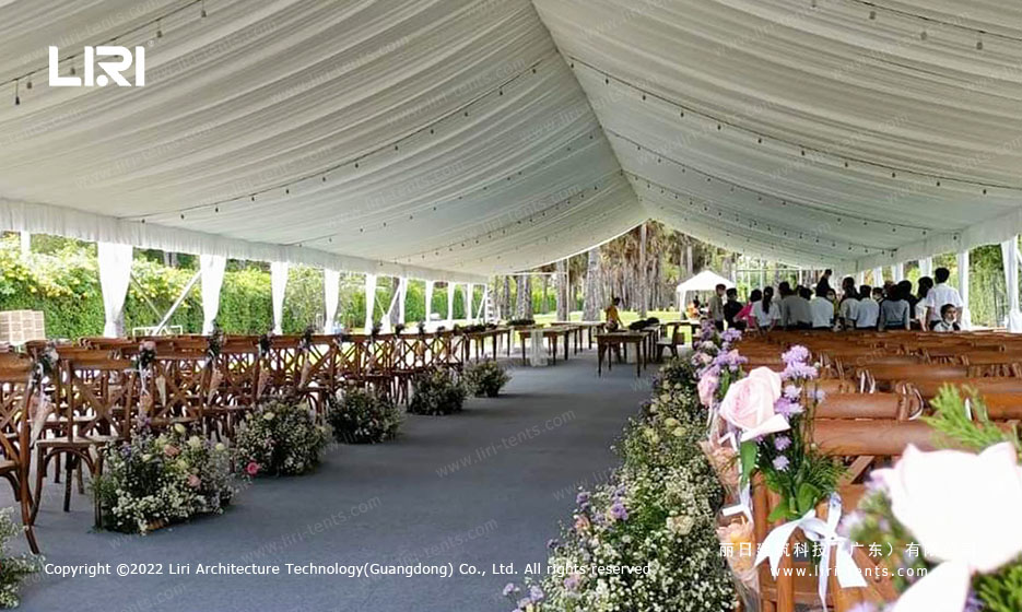 Breathtaking Tents for Your Outdoor Wedding