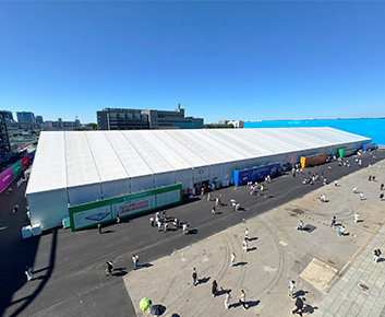 Tendas de exposição para a Conferência Mundial de Robótica